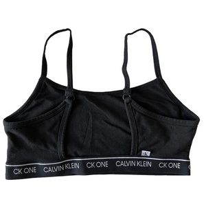Calvin Klein black bralette (L)